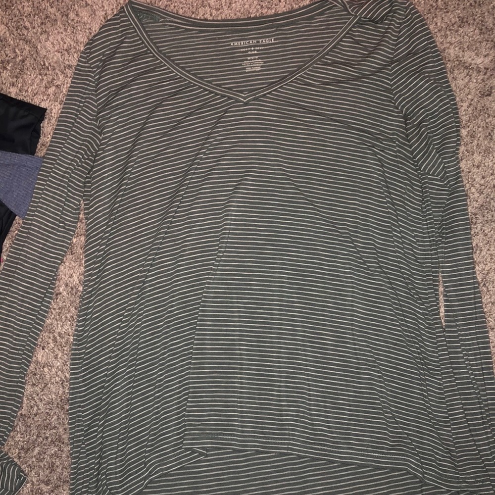 American Eagle long sleeve